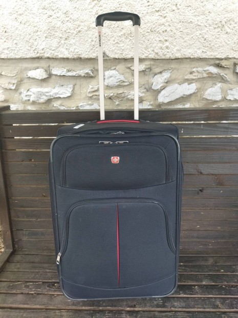 Wenger bőrönd  L méret ki