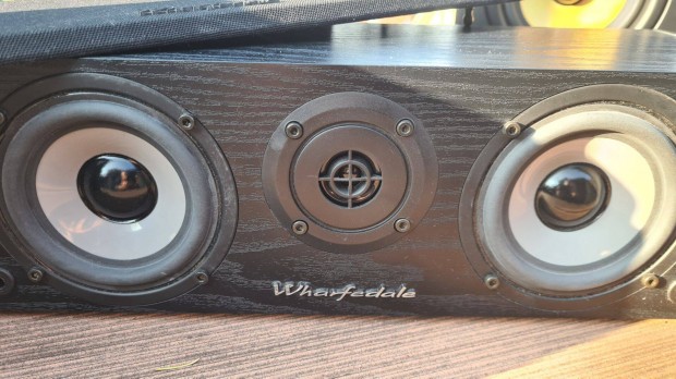 Wharfedale 5.1 es hangfalrendszer kzp sugrz