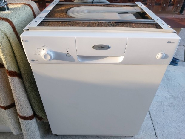 Whirlpool 12 Terítékes Szabadonálló Mosogatógép