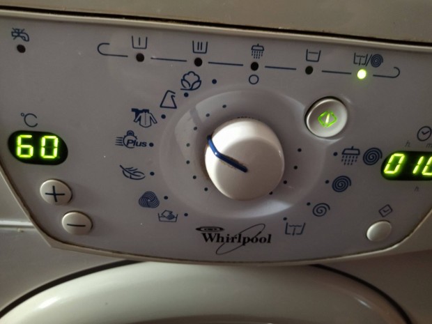 Whirlpool 6. érzék mosógép keresi új gazdáját!
