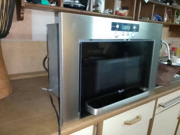 Whirlpool Amw 460/1/IX 1300 watt beépíthető mikrohullámú sütő