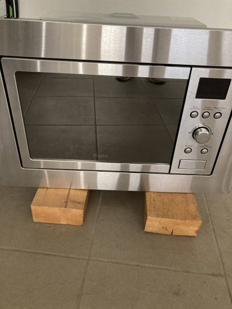 Whirlpool beépíthető mikró