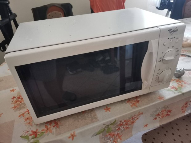 Whirlpool mikrohullámú sütő