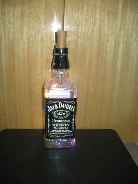 Whiskys üveg Led világítás kapható !
