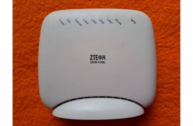 Wifi router ZTE Zxhn H108L adapter telefonkbel internetkbel told