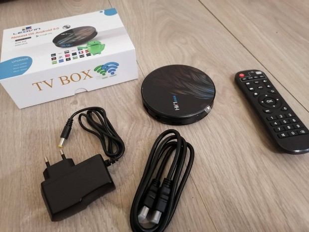 Wifis tvirnyts TV okost SMART Box komplett Play ruhzzal