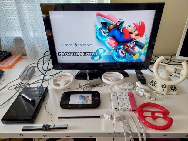 Wii U - Okos Nintendo Wii U - 21 játékkal - sok extrával
