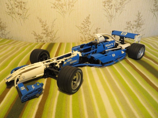 Williams F1 Team Racer Lego Technic 8461 versenyaut