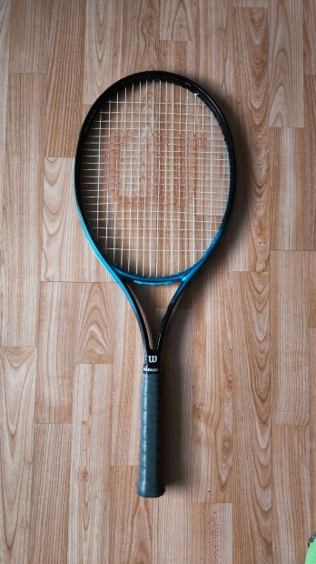 Wilson Matrix Comp 110 Teniszt (Sly: 325g - Fej: 110 - Grip: 2)