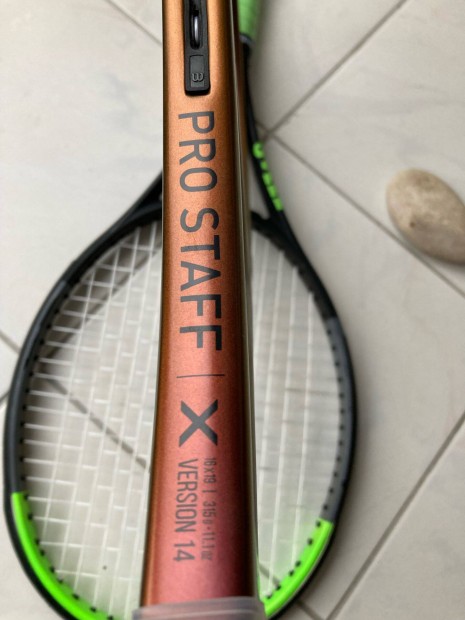 Wilson Pro Staff X v14 2023