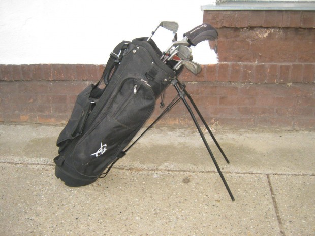 Wilson golfkészlet Volt táskában, esővédővel