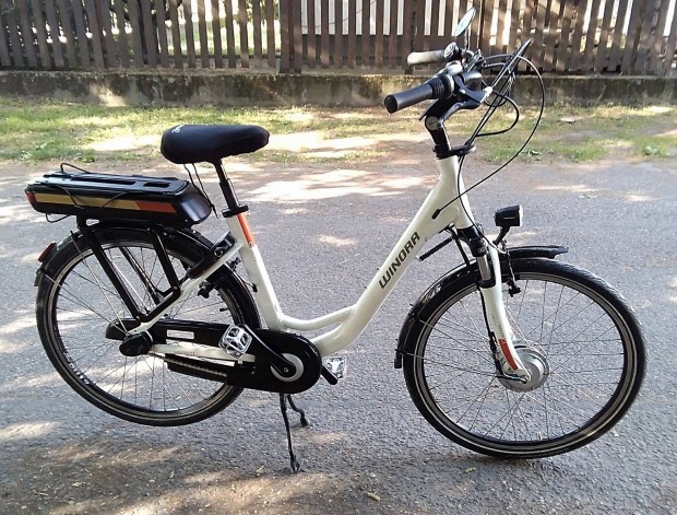 Winora , 26" nagyon meg kímélt szinte új elektromos kerékpár!