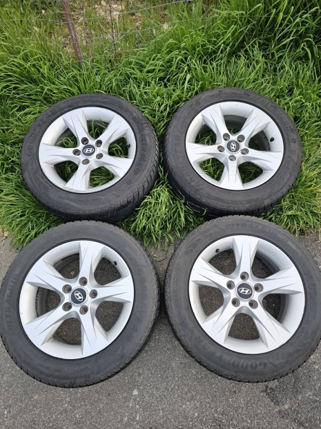 Winter tyres + rims 205/60 7Jx16 ET40 5?114,3 (Gumi + Felni)
