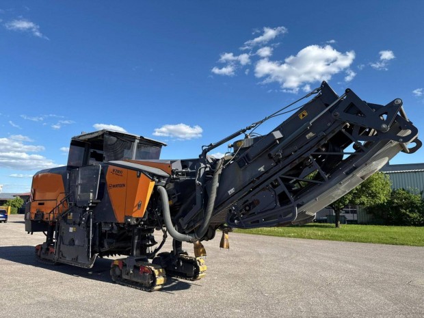 Wirtgen W 210 FI / 4595 zemra / Lzing 20%-tl