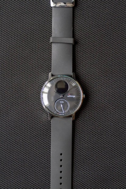 Withings Steel HR okos ra