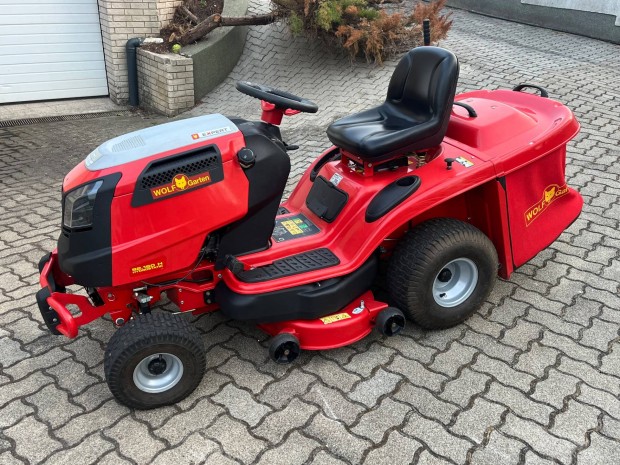 Wolf Garten Expert Kawasaki V2 Fűnyíró traktor