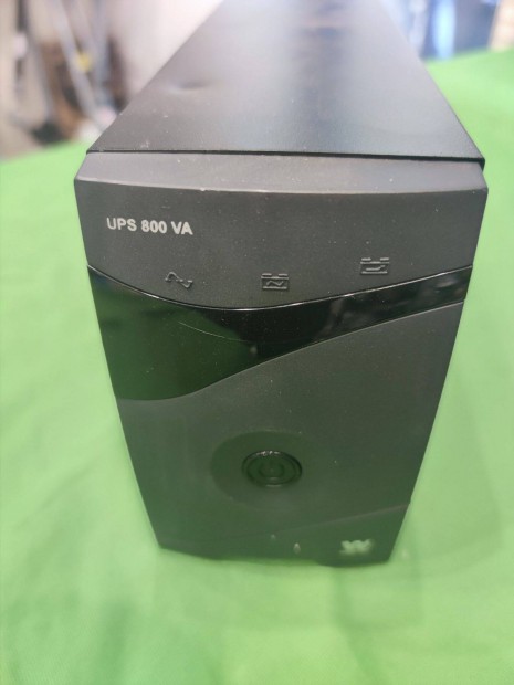 Woxter 800VA tp