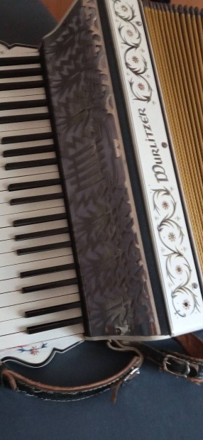 Wurlitzer harmonika 120-as 92 ves.