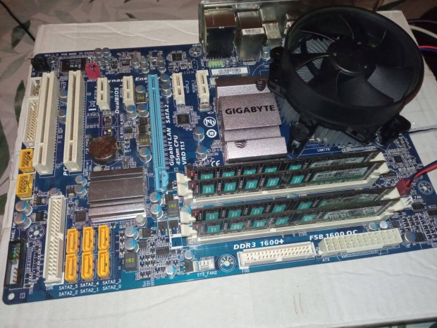 X5460(>Q9650) 16GB DDR3 1600MHz félkonfig