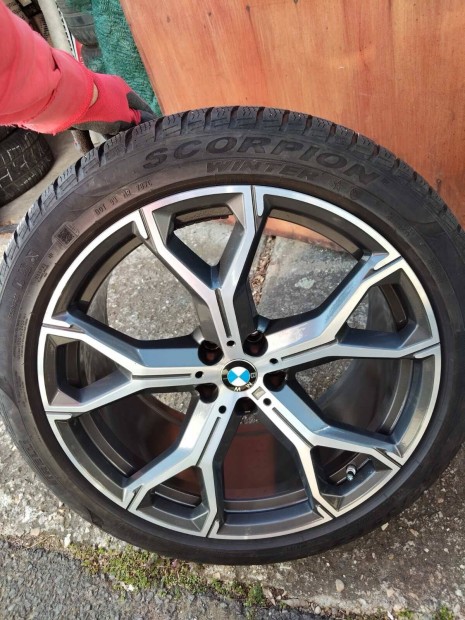 X6 felni téli gumikkal elado