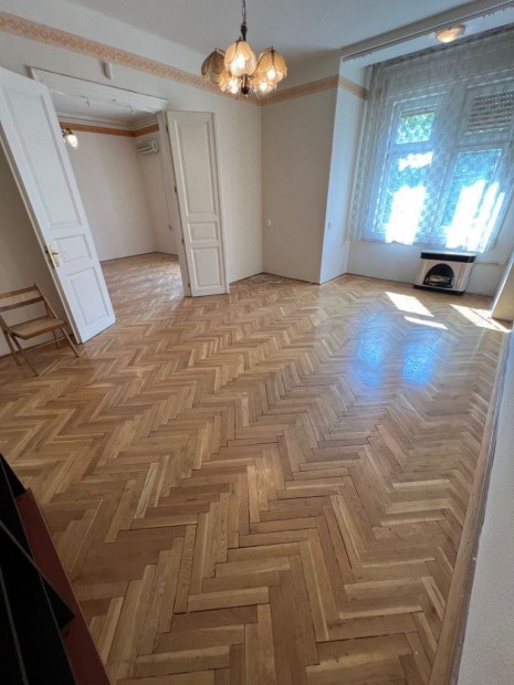 XIII. Kerület, Lehel utca, 77 m2-es, 1. emeleti, társasházi lakás