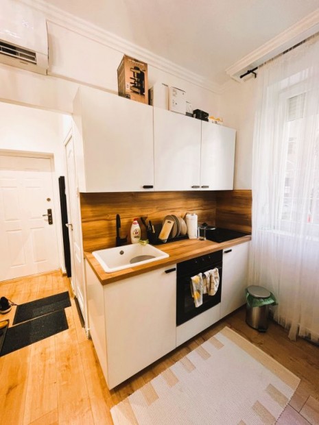 XIII. Ker�let, Pozsonyi �t k�zeli utca, 36 m2-es, t�rsash�zi lak�s