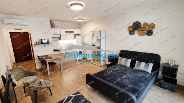 XIII. Taksony u., 2021-es, 35+12 m2 teraszos, kertkapcsolatos lak�s