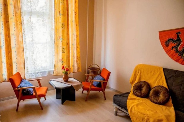 XIV. Ker�let, Angol utca, 45 m2-es, t�rsash�zi lak�s, 1 szob�s