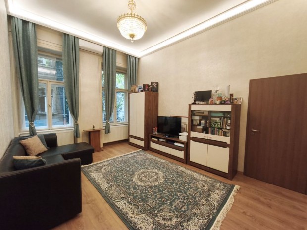 XIV. Ker�let, Istv�nmez�, 72 m2-es, t�rsash�zi lak�s, 3 szob�s