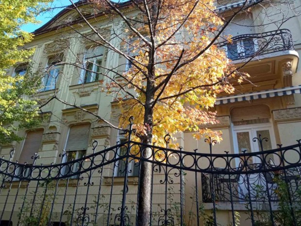 XIV. Kerület, Izsó utca, 110 m2-es, 2. emeleti, társasházi lakás