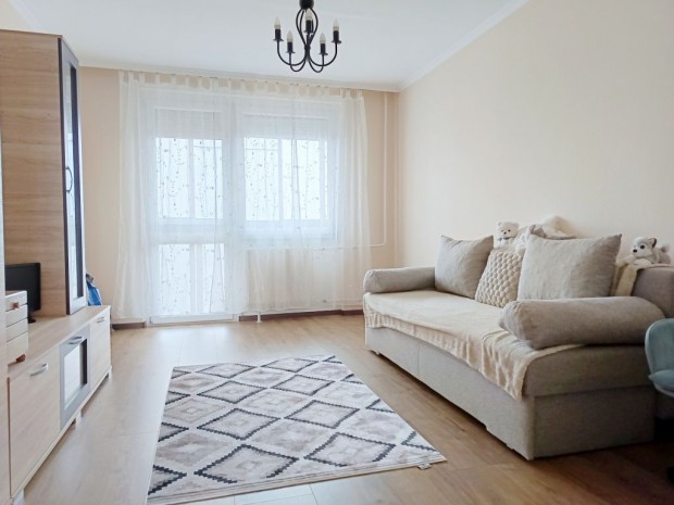 XIX. Ker�let, Kos�rfon� utca, 53 m2-es, t�rsash�zi lak�s, 2 szob�s