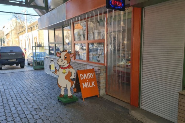 XIX. Ker�let, Kossuth utca, 49 m2-es, egy�b �zlethelyis�g, �tlagos