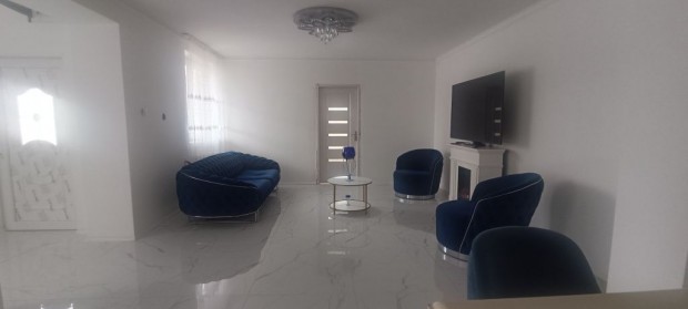 XIX. Ker�let, �v�ros, 95 m2-es, ikerh�z, 3 szob�s, fel�j�tott /