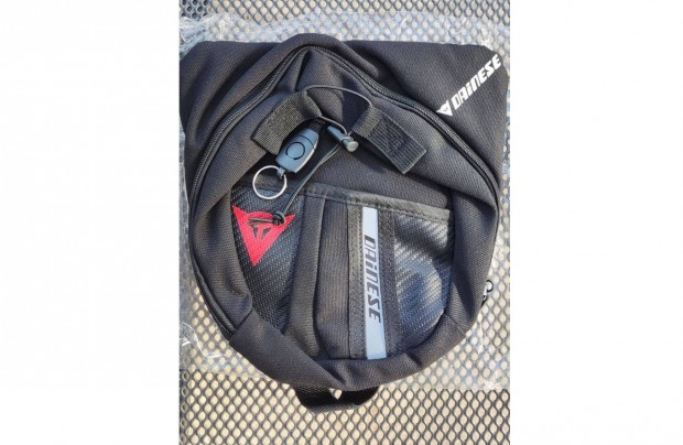 XI.Dainese logs motoros combtska- Utnvtes r