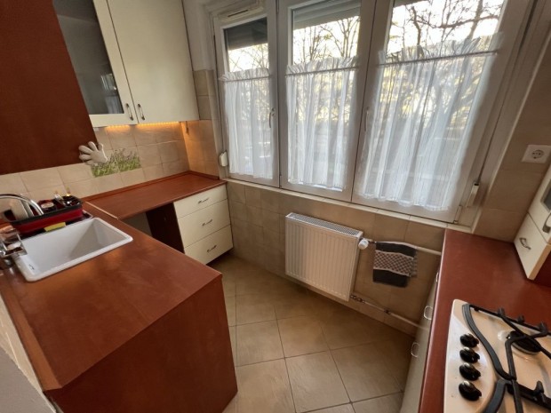 XI. Kerület, Andor utca, 65 m2-es, 1. emeleti, társasházi lakás