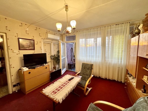 XI. Ker�let, S�fr�ny utca, 53 m2-es, t�rsash�zi lak�s, 1+2 szob�s