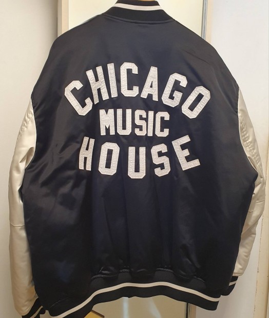 XL-es szatn Chicago Music House varsity baseball bomber dzseki kabt