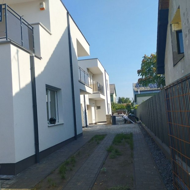 XVIII. Kerület, Bókay telep, 128 m2-es, ikerház, 3 szobás, extrán