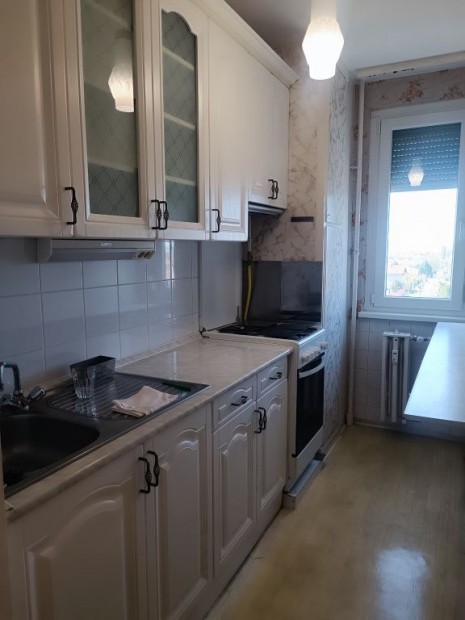 XVIII. Kerület, lakótelep, 53 m2-es, 6. emeleti, társasházi lakás