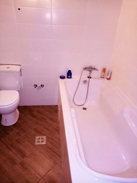 XV. Ker�let, Apoll� utca, 37 m2-es, t�rsash�zi lak�s, 1 szob�s