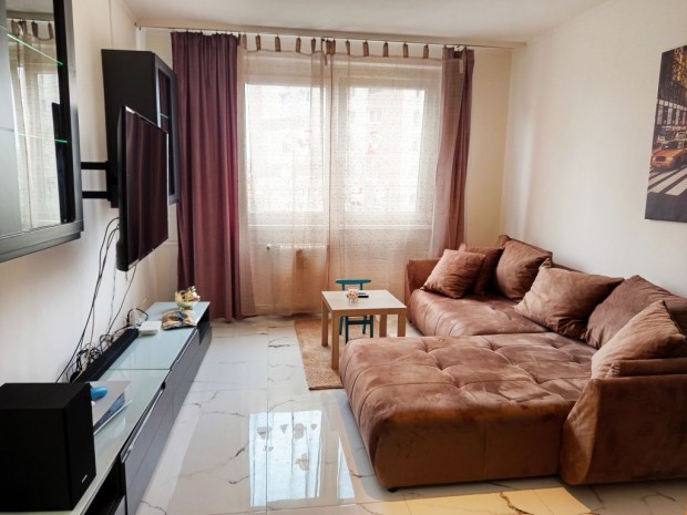 XV. Ker�let, P�skomliget utca, 47 m2-es, t�rsash�zi lak�s, 2 szob�s