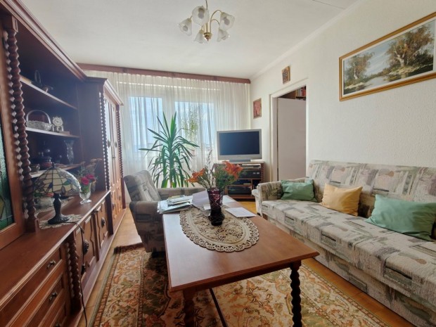 XV. Kerület, Páskomliget utca, 66 m2-es, 12. emeleti, társasházi lakás