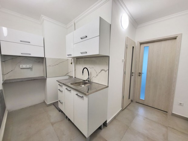 XV. Kerület, Újpalota, 35 m2-es, 1. emeleti, társasházi lakás