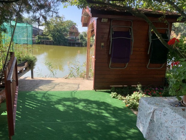 XXIII. Ker�let, �szir�zsa utca, 64 m2-es, csal�di h�z, 1+2 szob�s