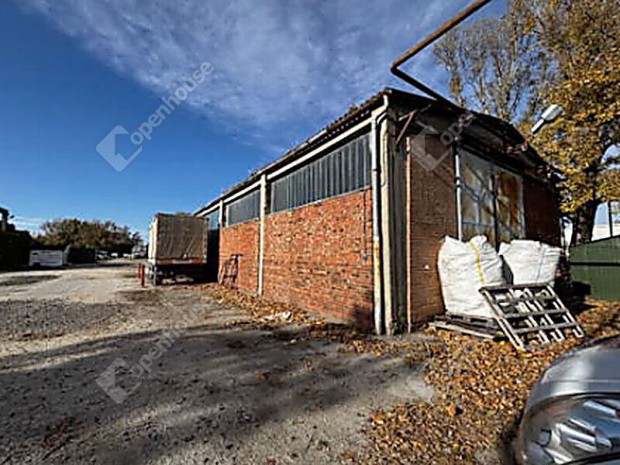 XXII ker�letben elad� ipari ingatlan