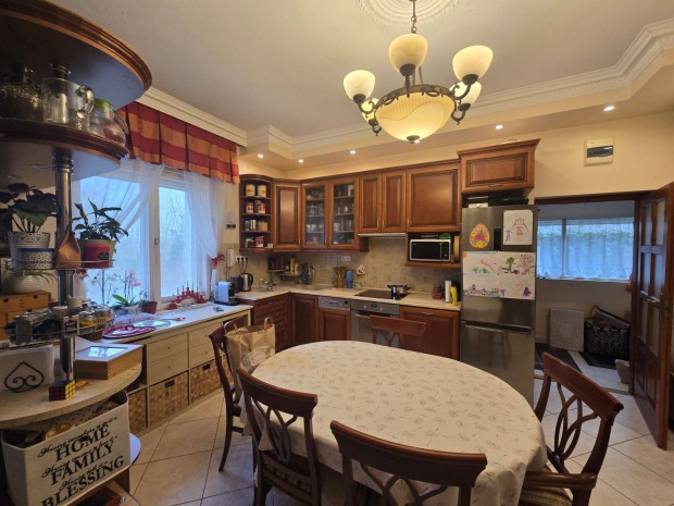 XXI. ker�letben 124nm-es ikerh�z