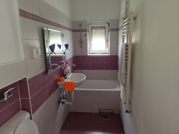 XX. Kerület, Mikszáth utca, 36 m2-es, házrész, 1 szobás, átlagos