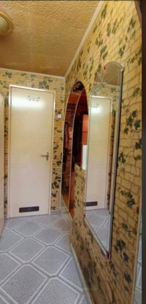 XX. Kerület, Nagysándor Józef u közeli utca, 47 m2-es, házrész