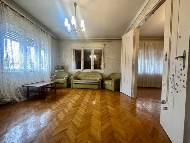 X.ker, Óhegy, Önálló Épület, 4 Lakásos Társasház/Családi Ház Eladó
