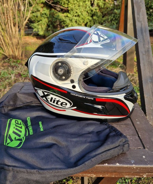 X-lite X-802 sisak elad� (S m�ret, 55-56-os)